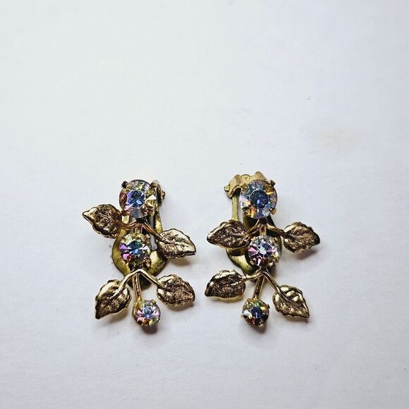 Vintage Austrian Crystal Aurora Borealis Floral Sprig Rhinestone Clip On Earring - Picture 2 of 8